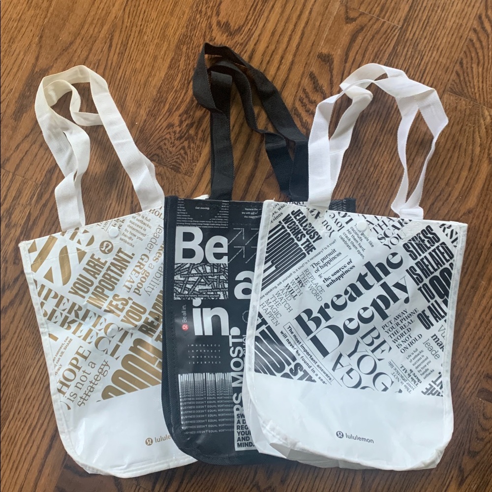 Set of 3 Small Lululemon Tote Bags - Gold/black